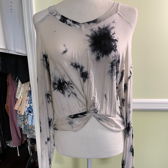 Long sleeve tie dye top - Picture 1 of 3